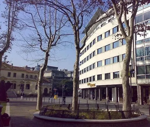 מסטרה Hotel Centrale