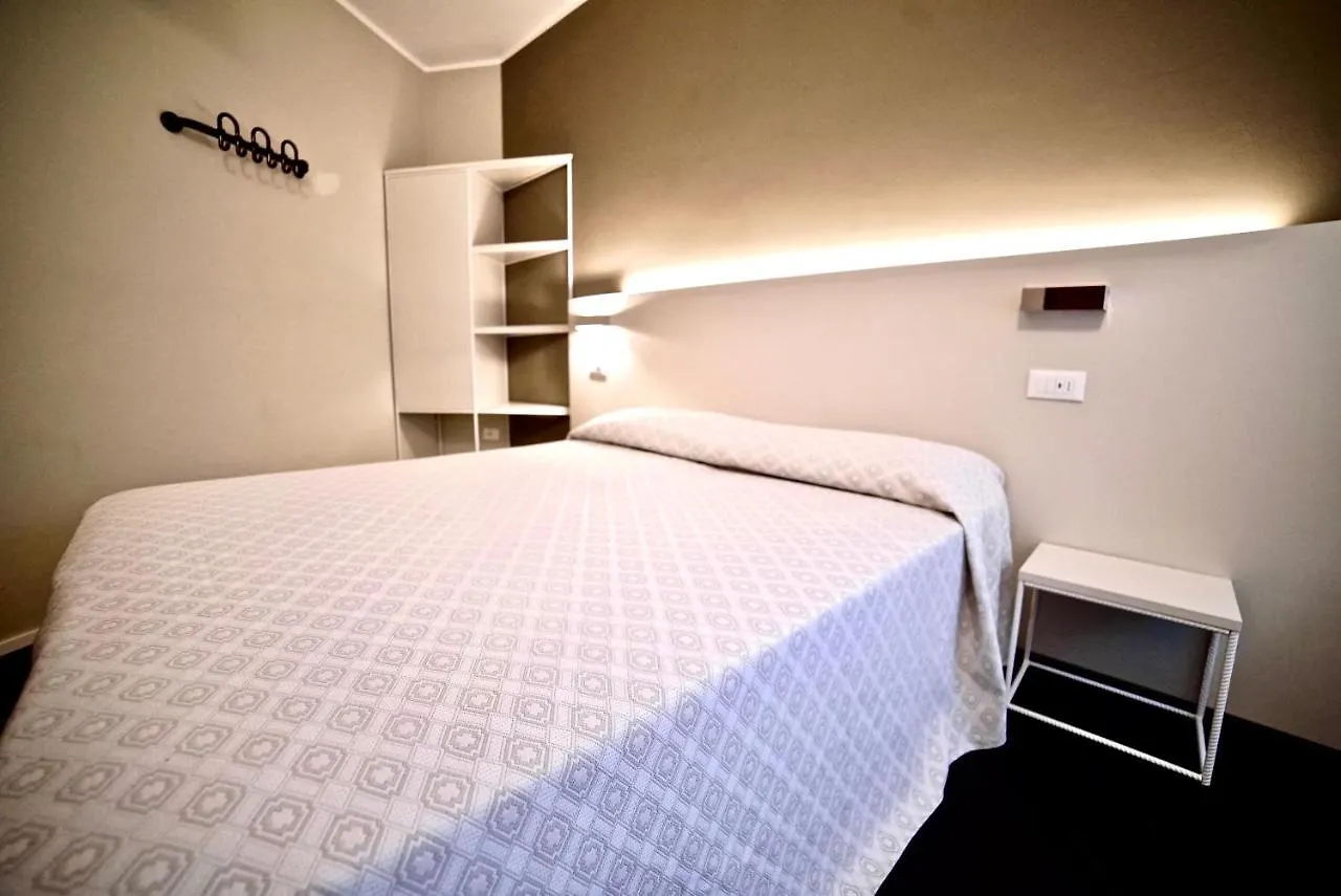 מסטרה Hotel Centrale